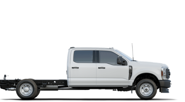 2024 Ford Chassis Cab External Image 1
